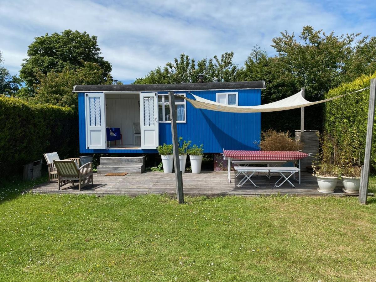 Little Blue House Hotel Oostvoorne Exterior photo
